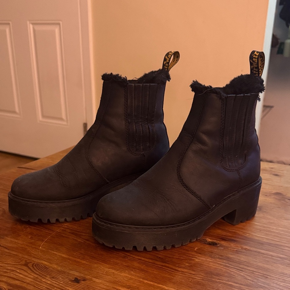 Dr Marten fur lined heel boots 8 Black